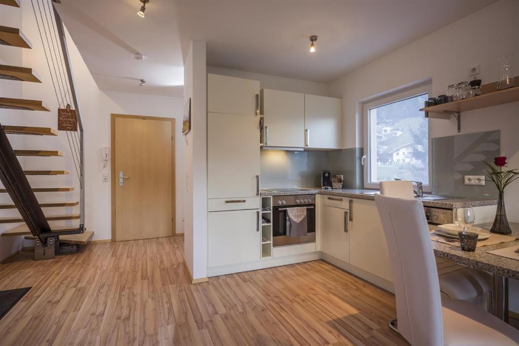 Appartement Raffael Itter Zimmer foto